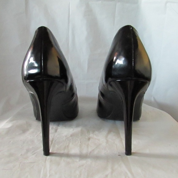 Madden Girl Black Heels - Picture 3 of 7